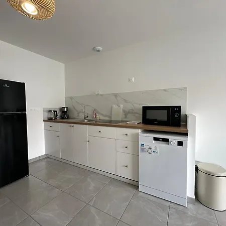 Maison Spacieuse - Proche Foret - Terrasse - Parking *