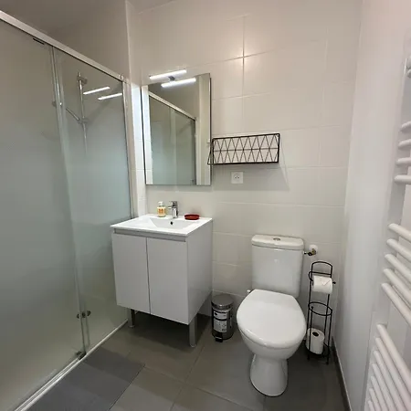 Holiday home Maison Spacieuse - Proche Foret - Terrasse - Parking Saint-Jean-de-Monts